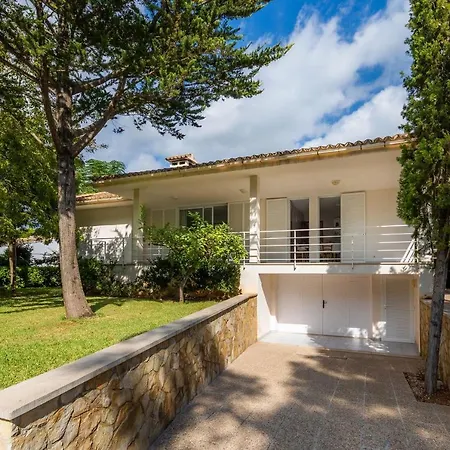 Francesc Chalet *
